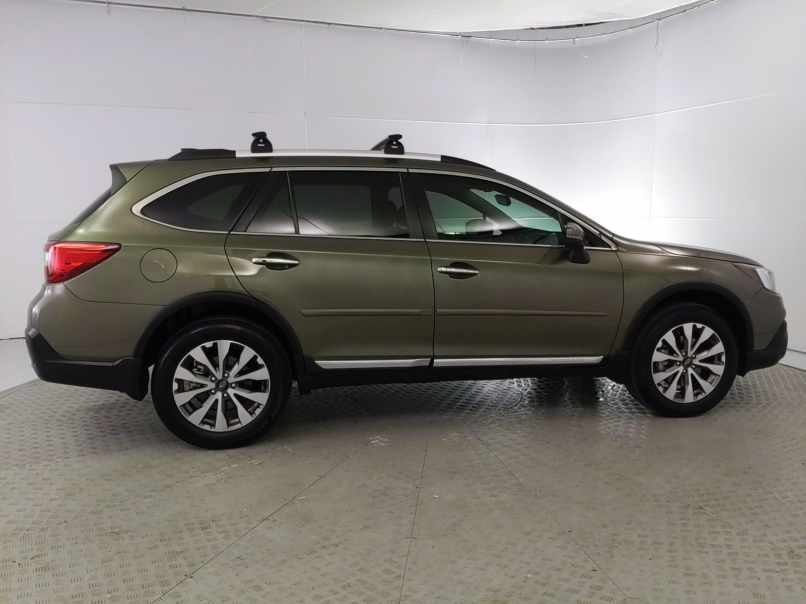 Subaru outback touring